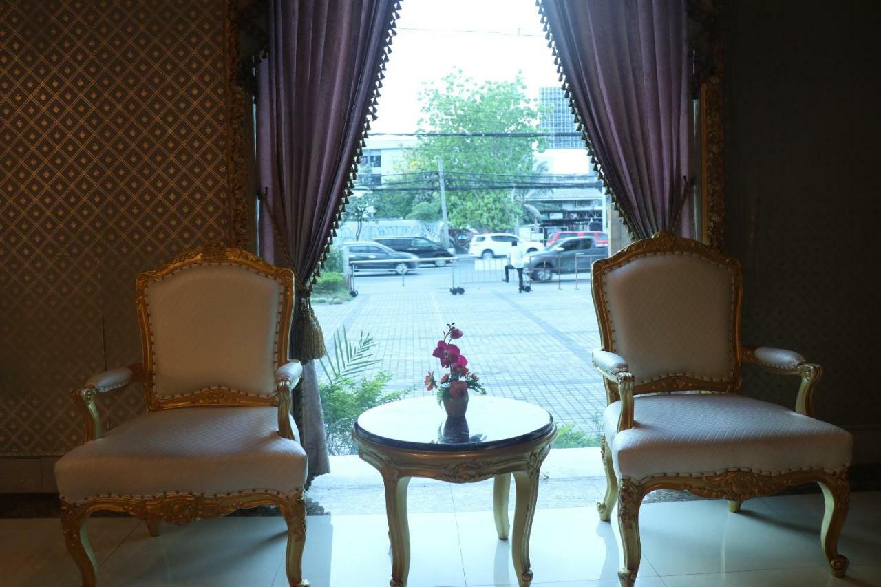 Adriatic Palace Бангкок Экстерьер фото